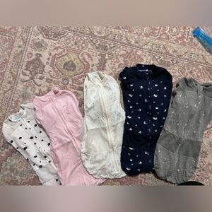Bundle of 5!! Happiest baby sleepea swaddles